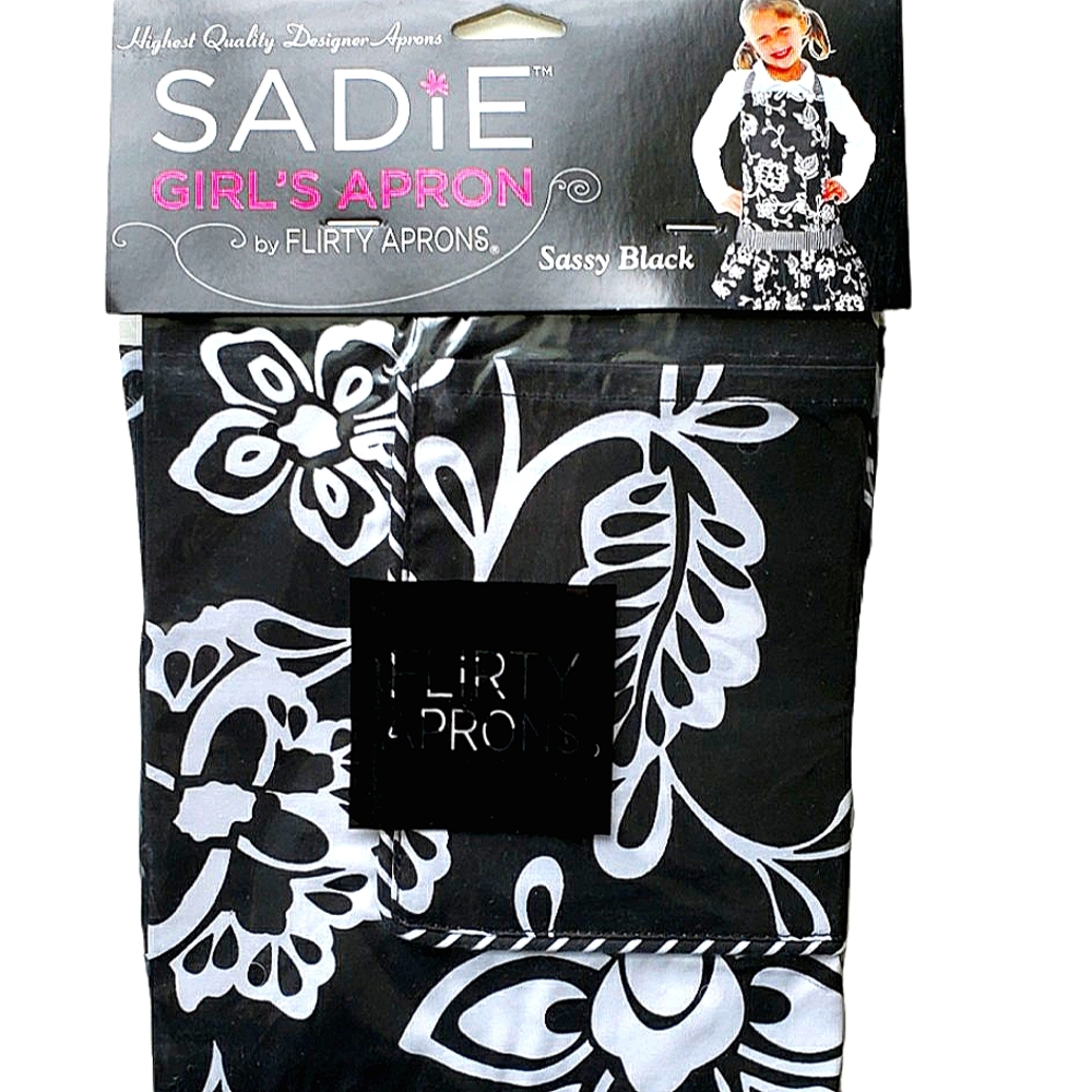 Flirty Apron- Girls Apron - Sassy Black